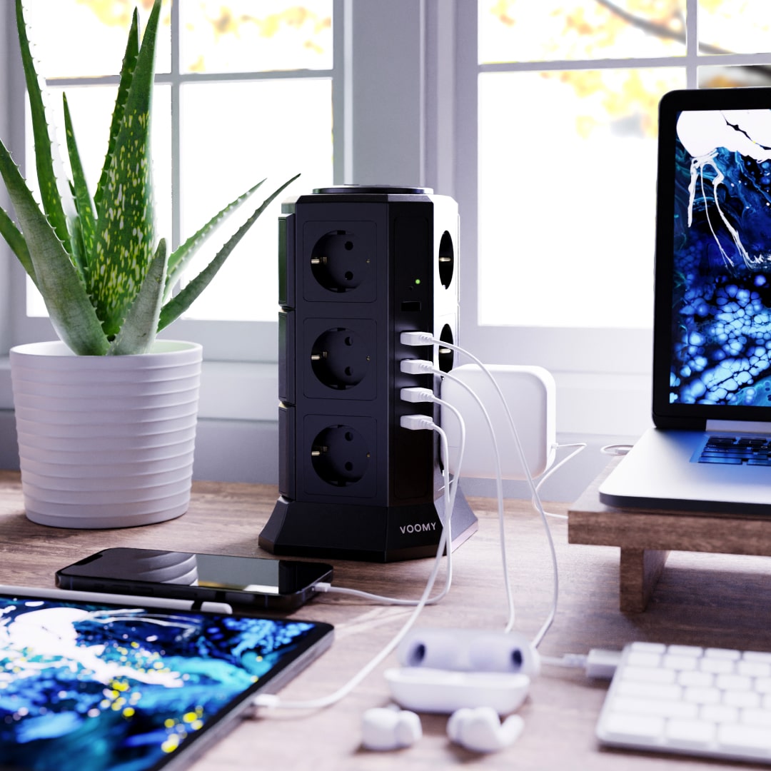 Klik hier om naar de categorie Stekkerdozen te gaan. Hier vind je alles van: klein, groot, voor op het bureau, met schakelaar, met USB, met USBC (USB-C), Zwart, wit, met snellader functie, usb c adapter