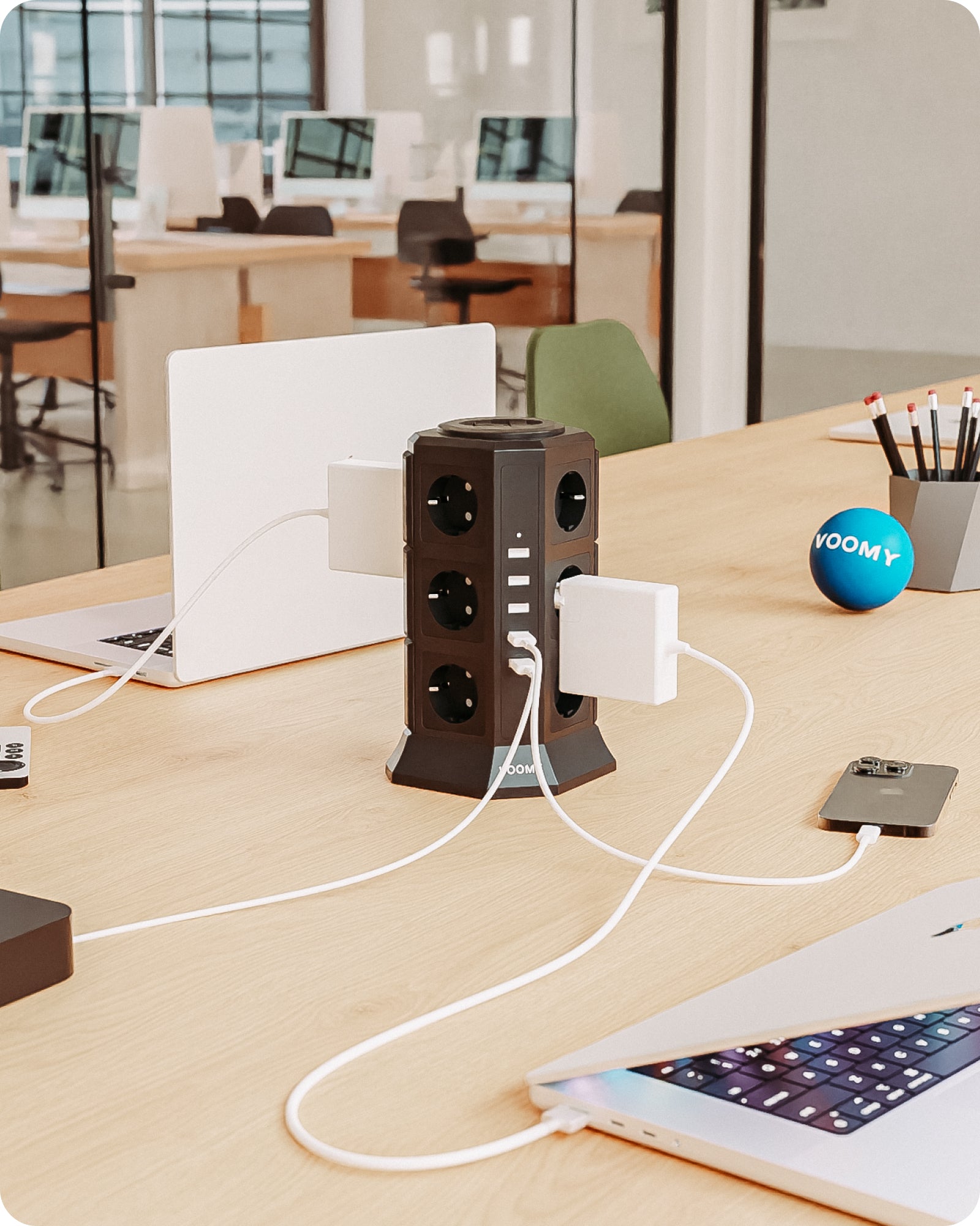 Voomy Power S12C - Toren Stekkerdoos 3 USB-A, 2 USB-C & 12 EU